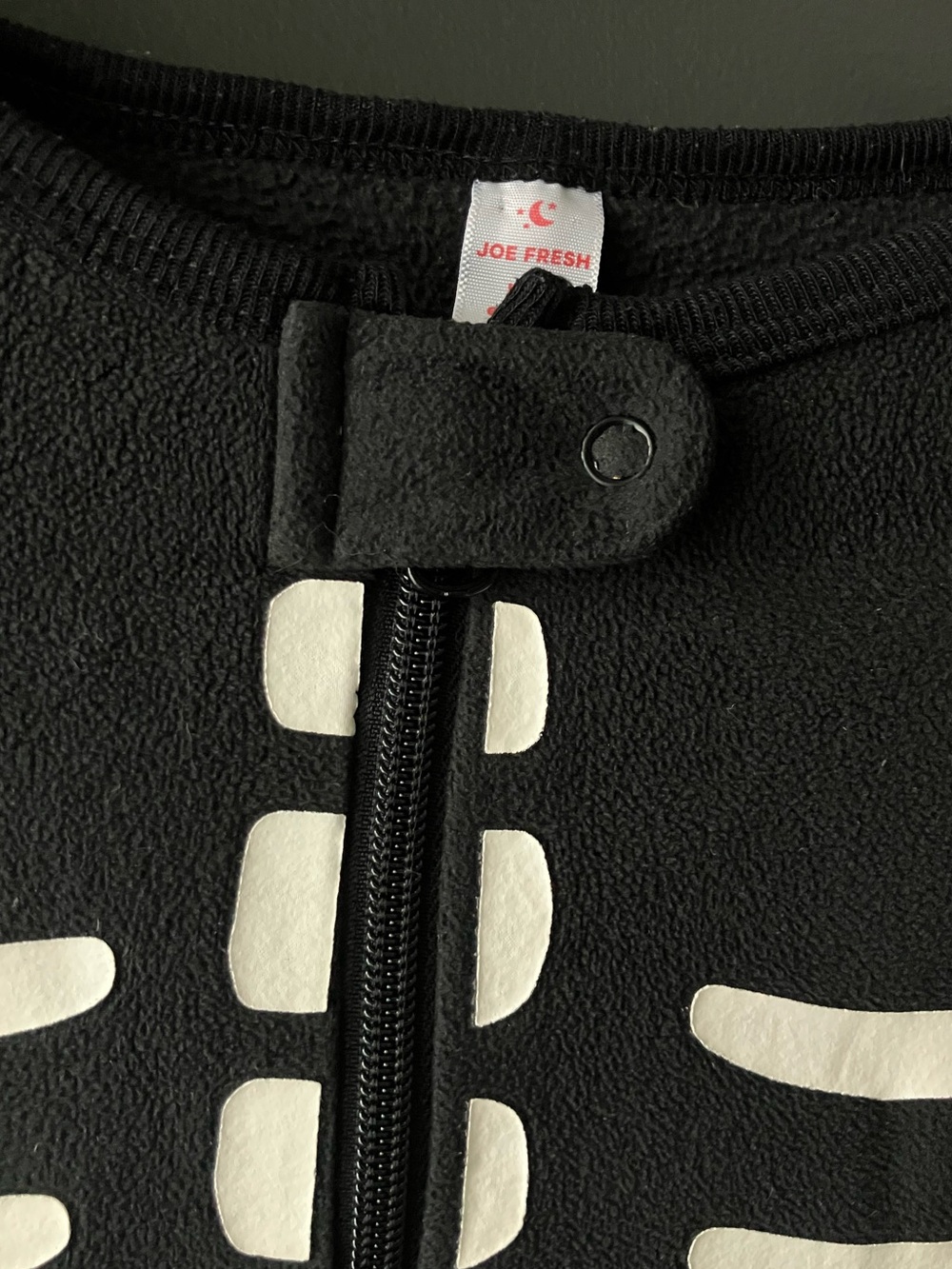 Skeleton One Piece Pajamas 10y Fleece Black & White Sleeper Camping Halloween - Picture 3 of 9